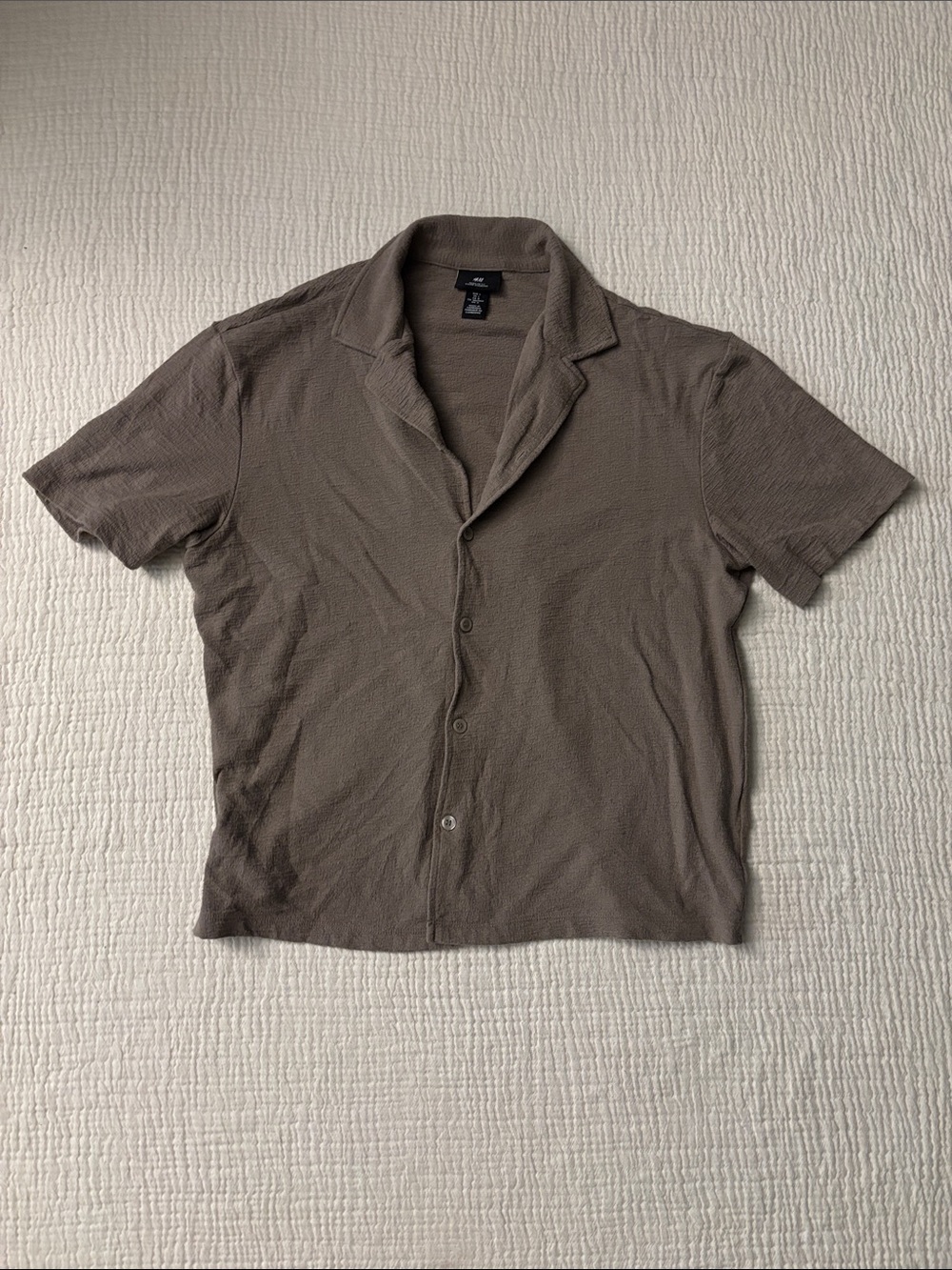 H&M Taupe Brown Textured Short Sleeve Button Up Shirt